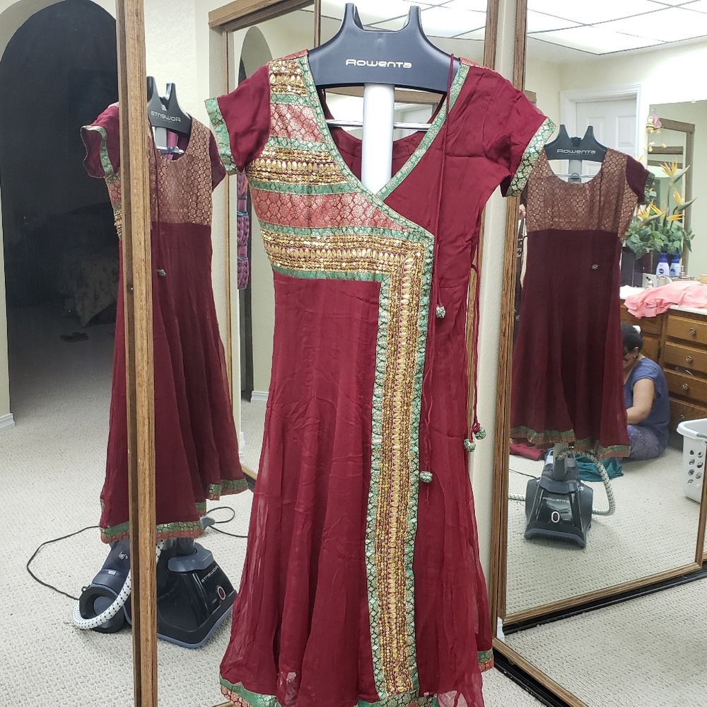 Green & maroon churidaar